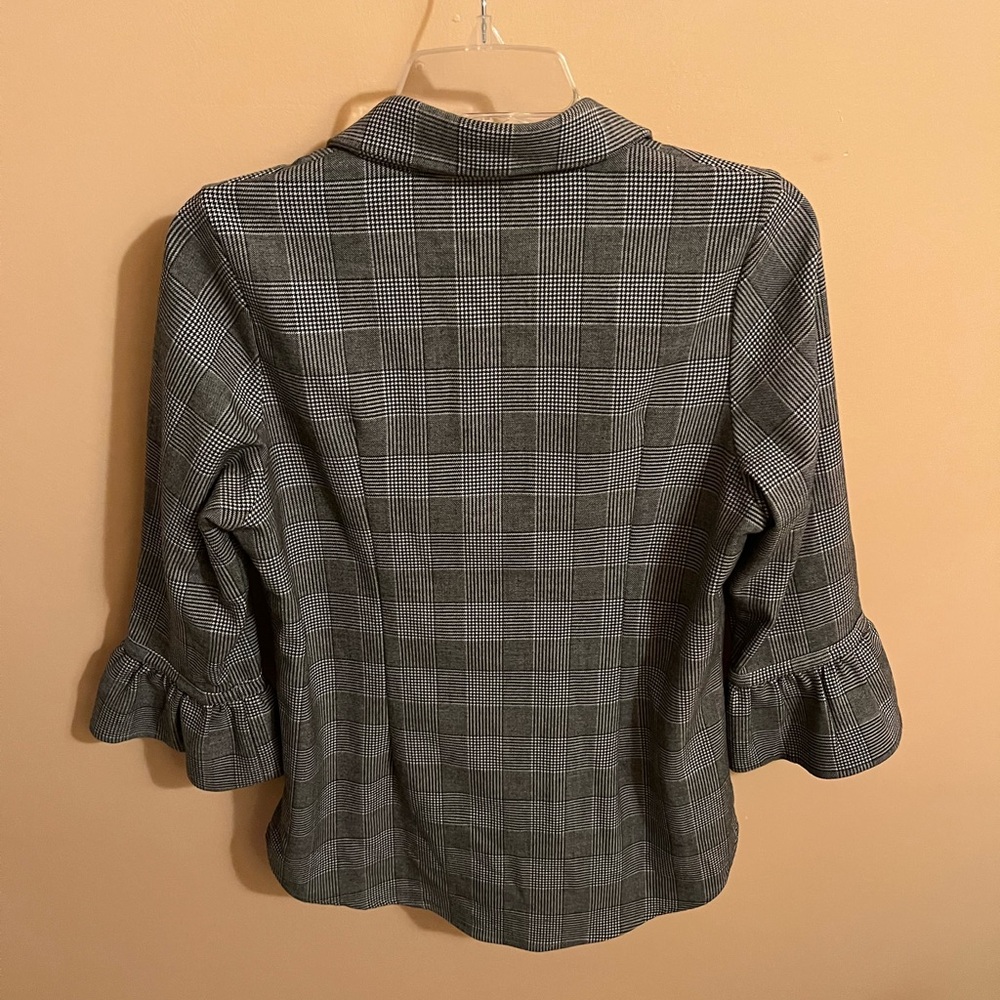 LAST CHANCE | Gretchen Scott Designs Wall Streeter Priss Blouse in Black/White - Picture 7 of 8